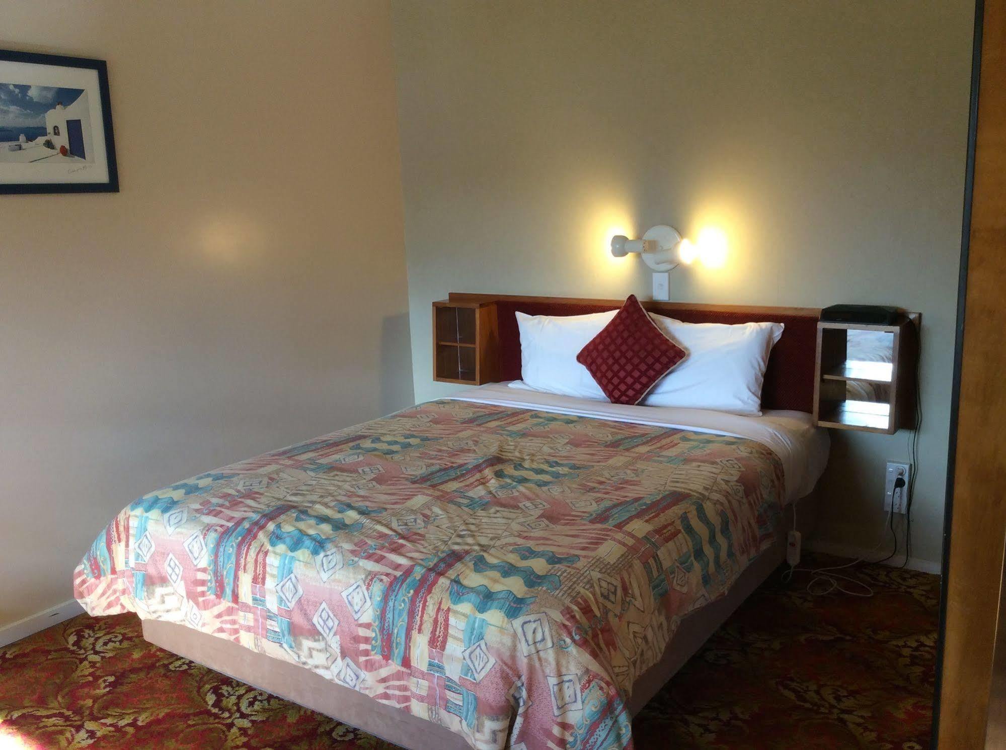 Aaa Marlin Motel Picton Esterno foto