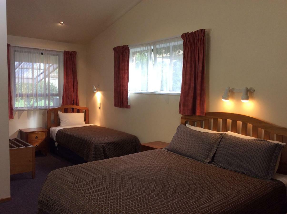 Aaa Marlin Motel Picton Esterno foto