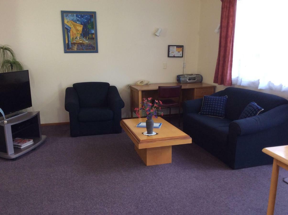 Aaa Marlin Motel Picton Esterno foto