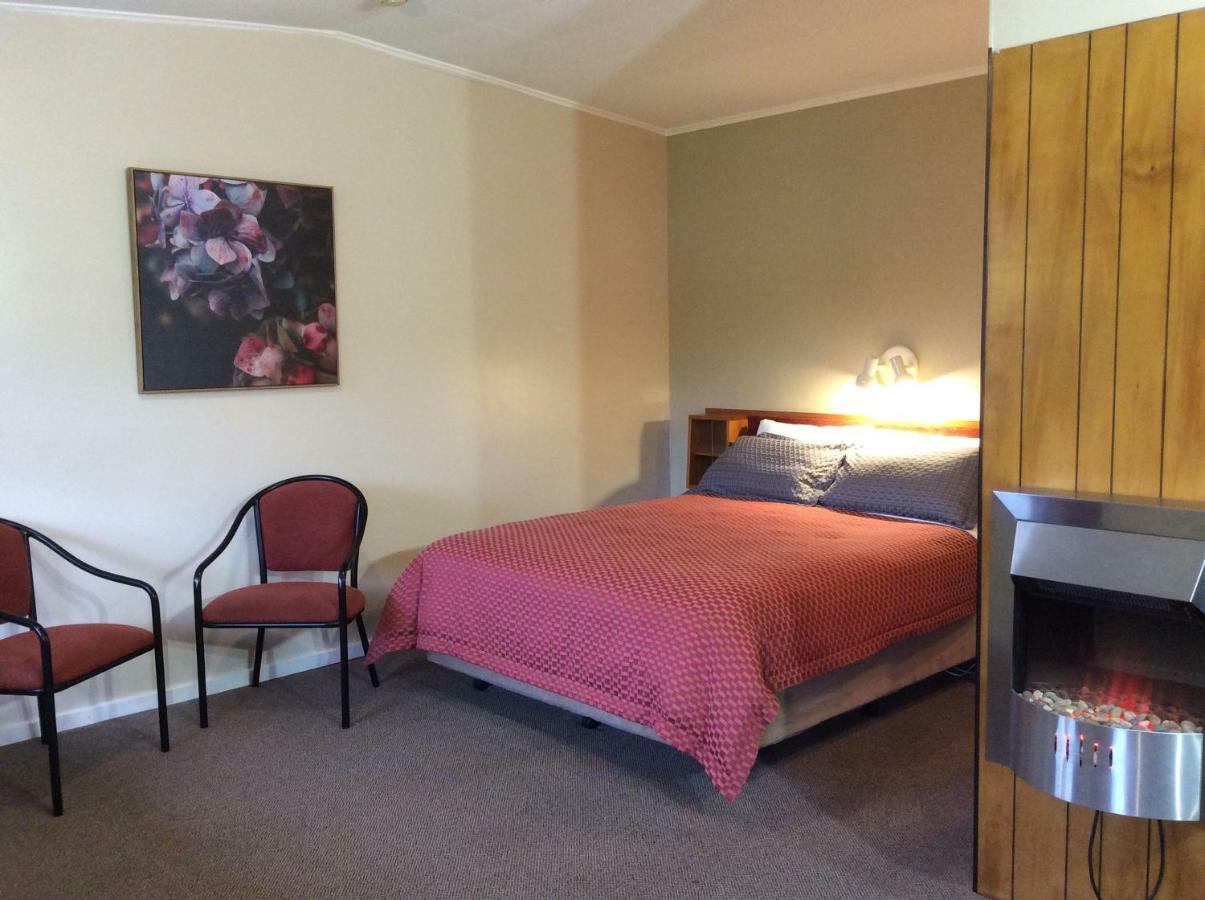 Aaa Marlin Motel Picton Esterno foto