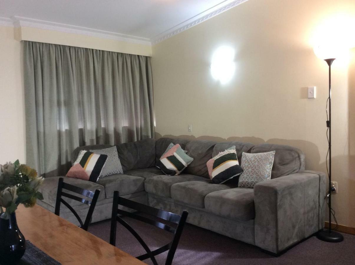 Aaa Marlin Motel Picton Esterno foto